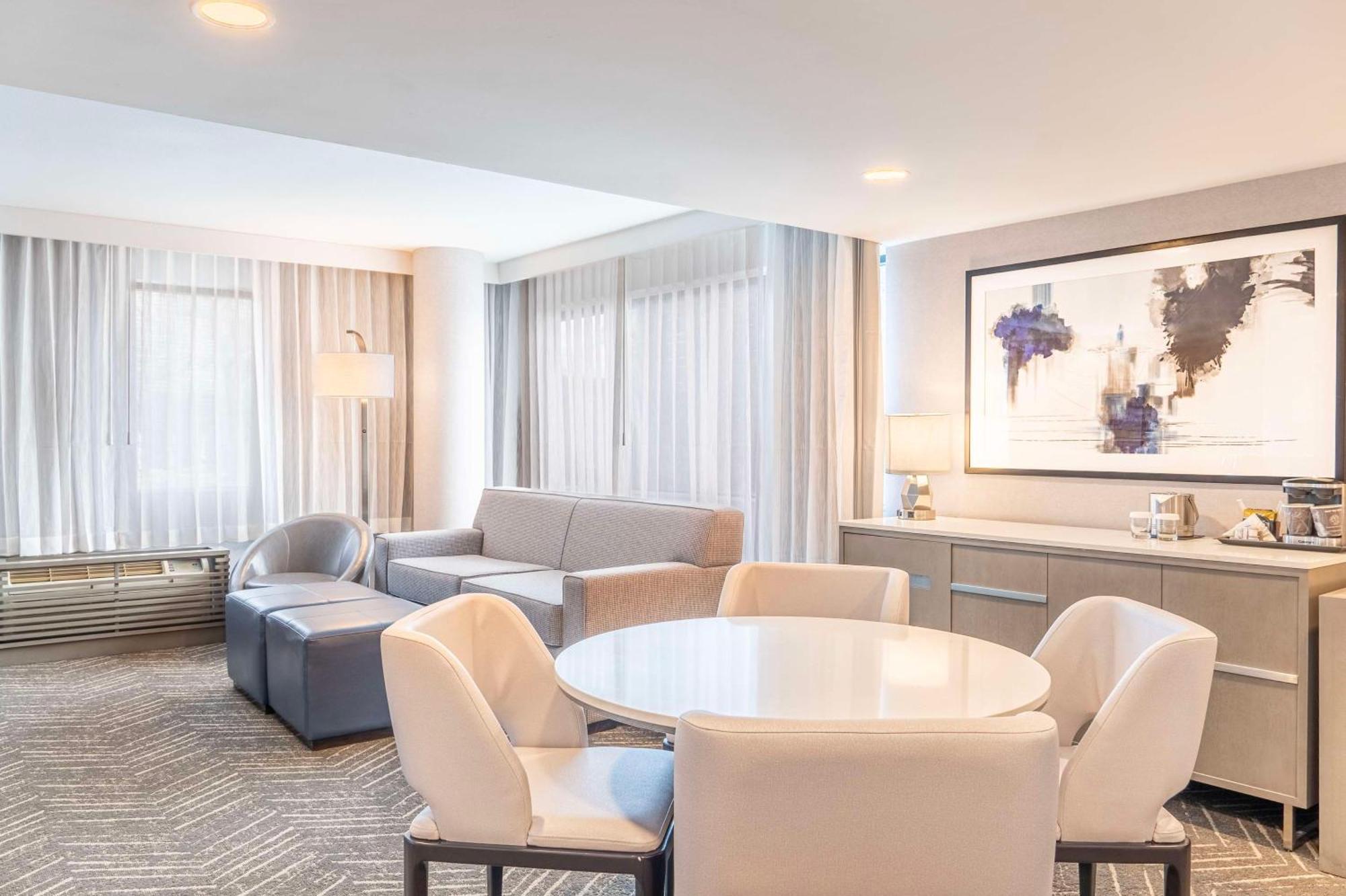 Doubletree By Hilton Orange County Airport Hotel Santa Ana Exterior foto