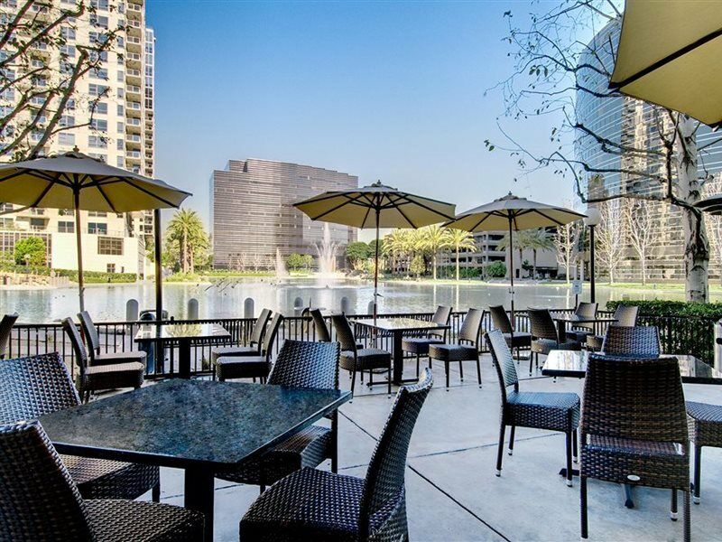 Doubletree By Hilton Orange County Airport Hotel Santa Ana Exterior foto